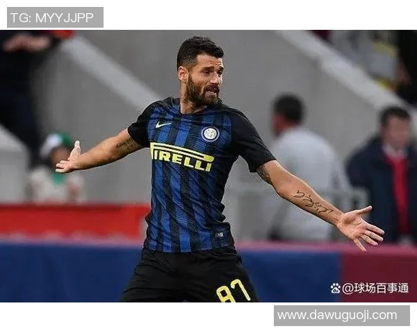 从绿茵场到人生新篇章 足球退休球星的转型与人生再出发