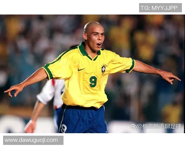 足球史上南美十大传奇球星盘点 揭秘他们的荣耀与传奇瞬间