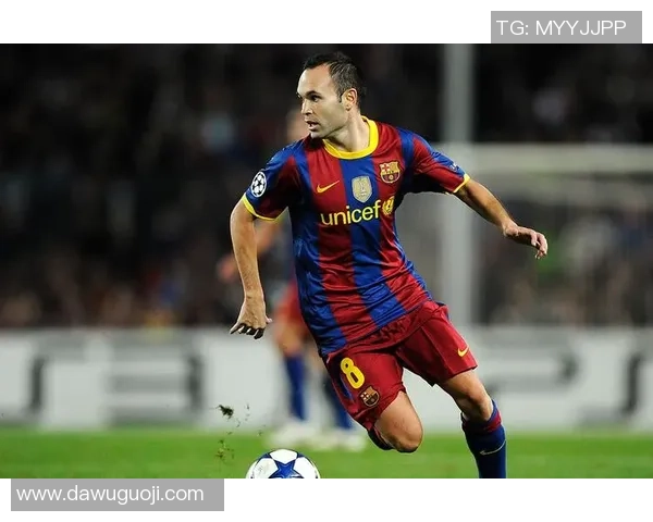 足球场上的魅力风采这些帅气球星让人眼前一亮